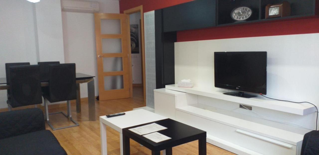 Apartamento Los Lirios Логроньо Екстериор снимка